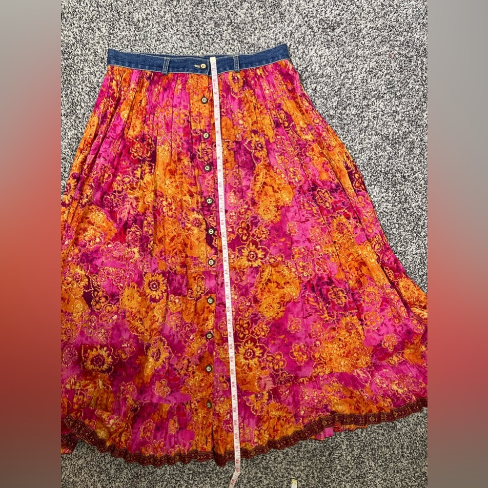 St. John's Bay Floral Print Tiered Maxi Skirt Size 6 Y2K VintageCore Boho Hippie - Picture 7 of 7